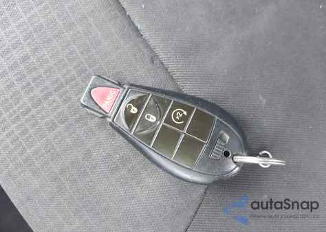 2015 Jeep Cherokee Latitude z USA, uszkodzony, nr VIN 1C4PJMCS0FW605819